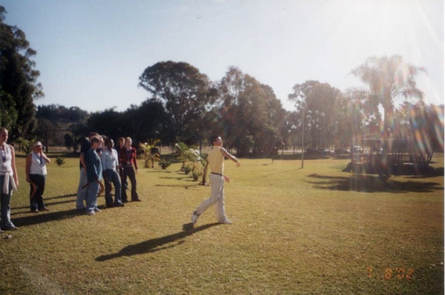 Jeff throw boomerang